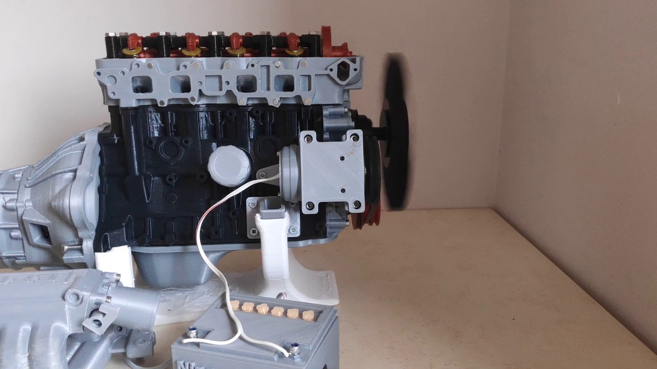3d printed Toyota 22RE engine with 5 gear transmission