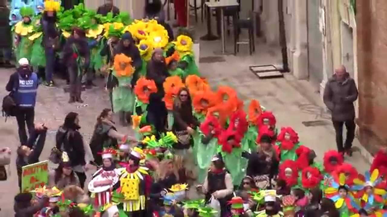 SFILATA DI CARNEVALE A CHIOGGIA