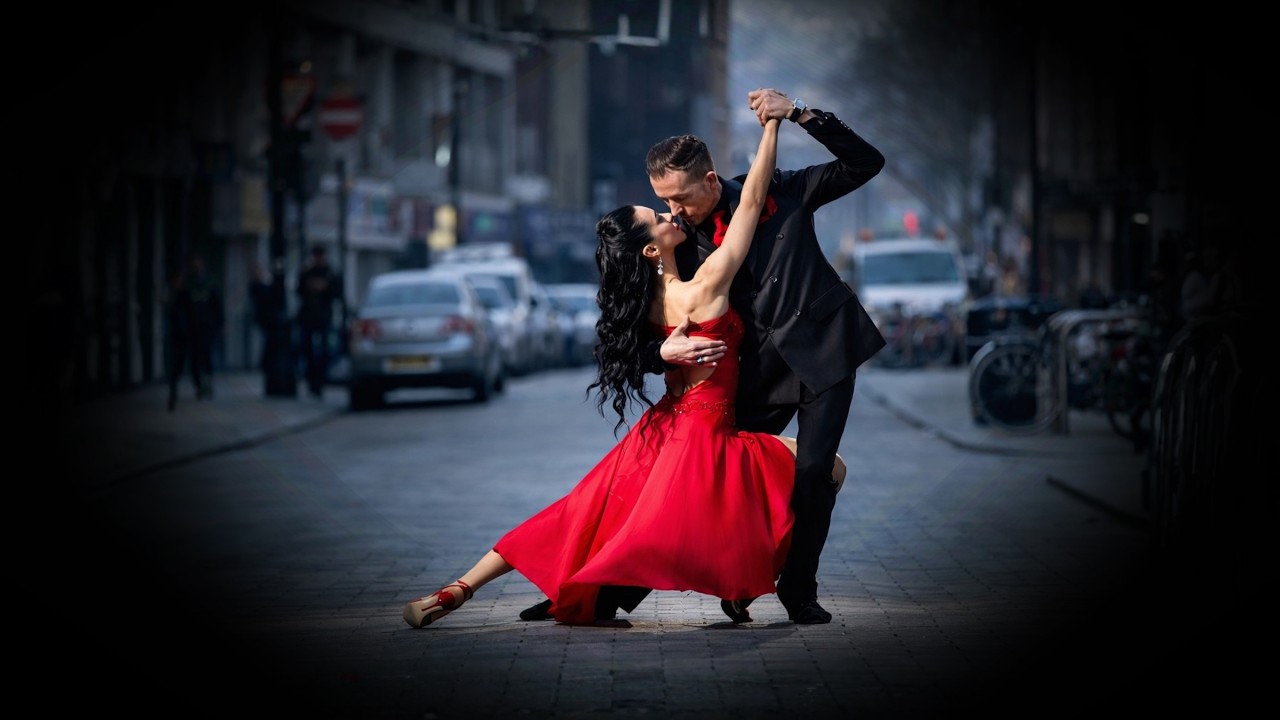 Paula Duarte and Michael Nadtochi |  Re Fa Si  Alfredo de Angelis