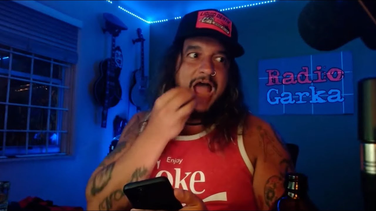 Chistes en Radio Garka -- El Bananero --