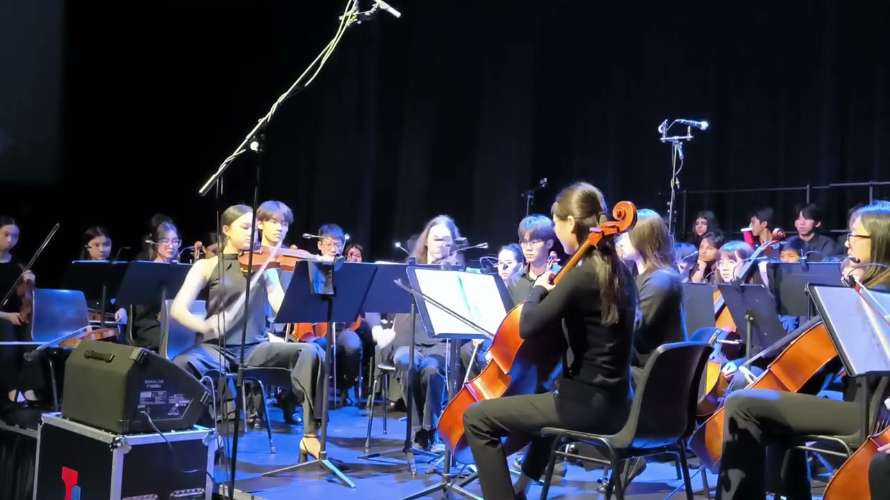 Minimalism in E-Flat - Charisse Lam