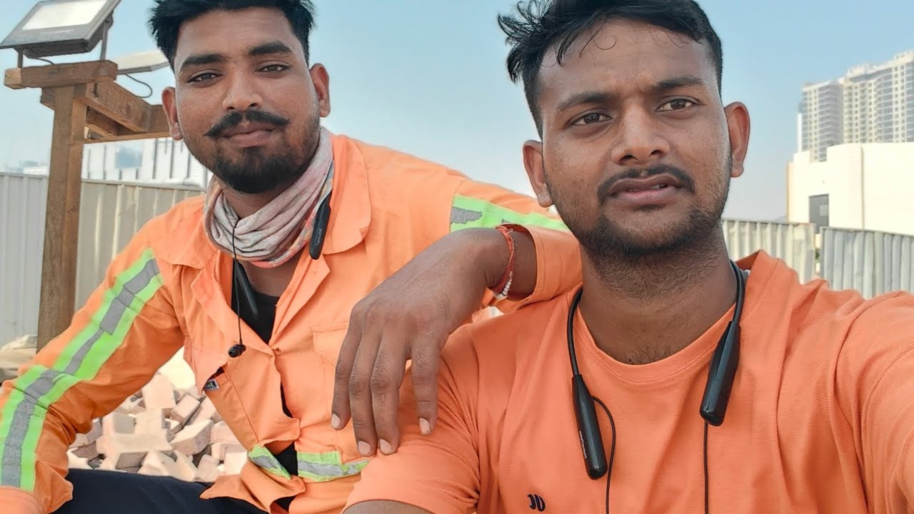 Wade Adams company Dubai construction line me kya Kam ho h
