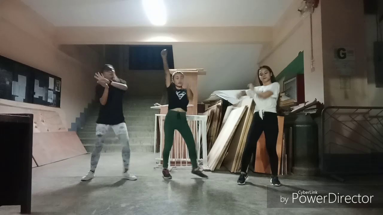 Wobble Up by Chris Brown (Short Dance Cover)