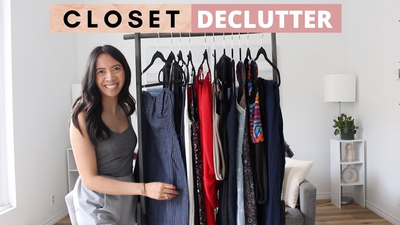 Declutter My Closet/Wardrobe | Dresses | Minimalism | Spring Cleaning | Aritzia, Hollister and more