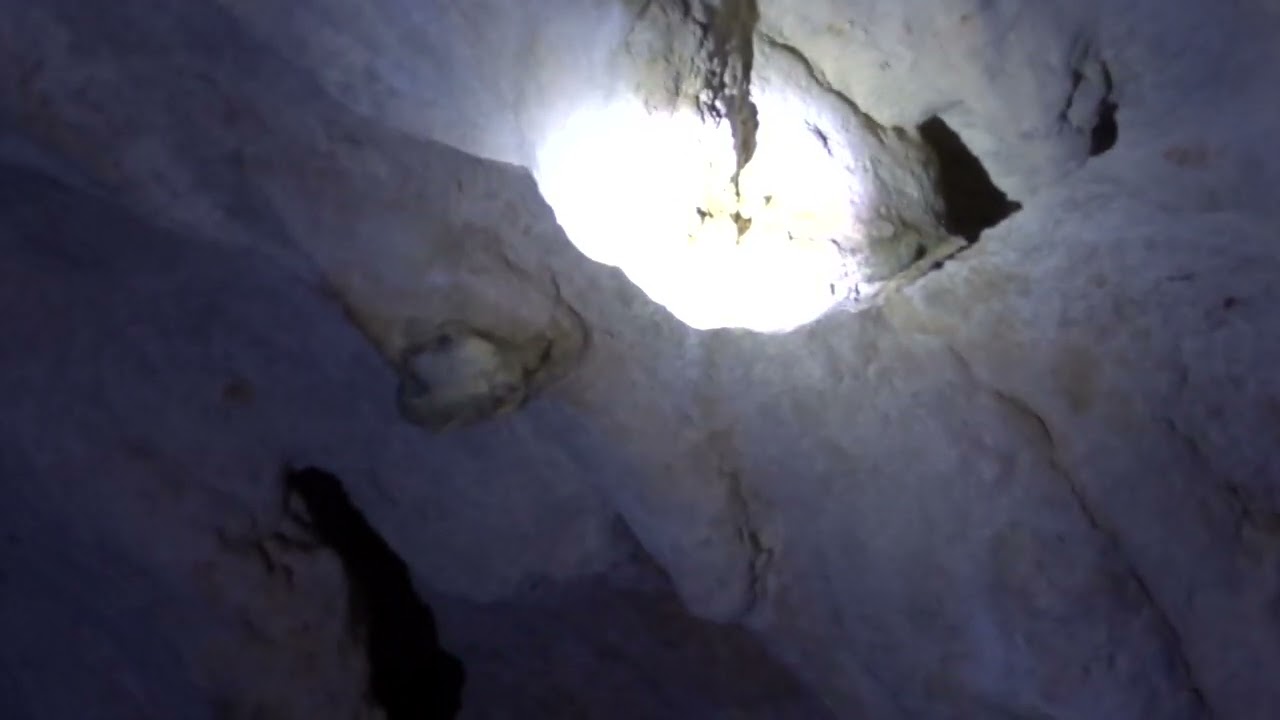Giro delle grotte di Finalborgo