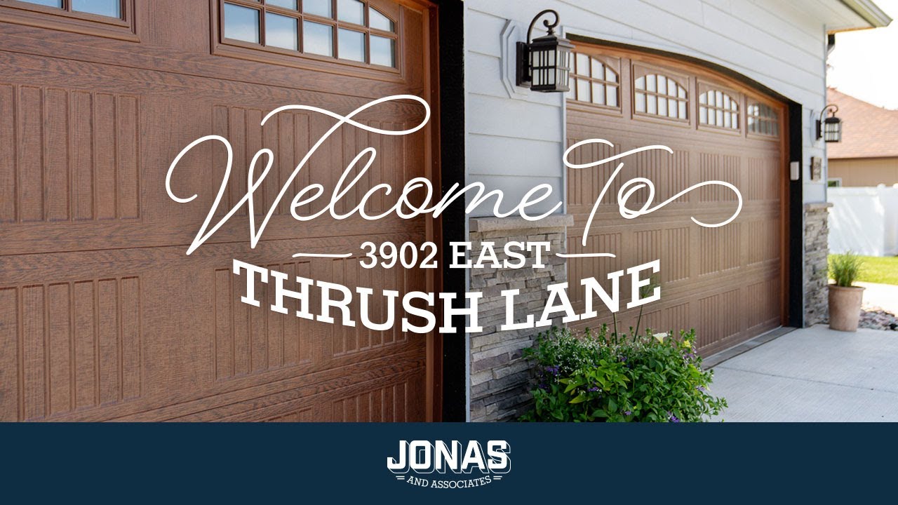 3902 E Thrush