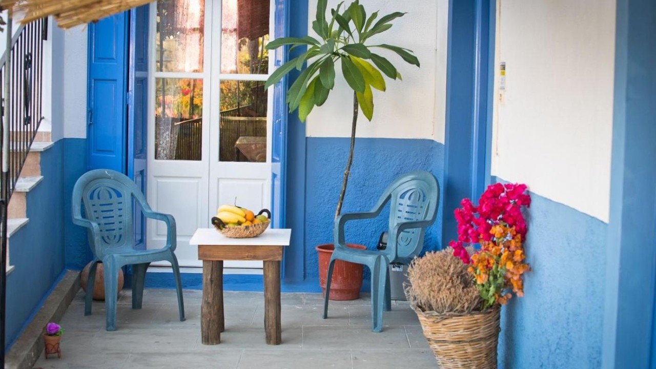 Petroula Apartments | Aryinonda, Greece | Hotel Review 🛏️
