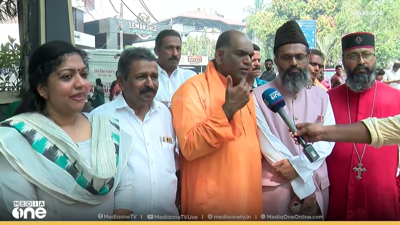 'പാളയം പള്ളിയുടെ മതിലിനോട് ചേർന്നാണ് മോര് വെള്ളം വിതരണം ചെയ്തത്...'