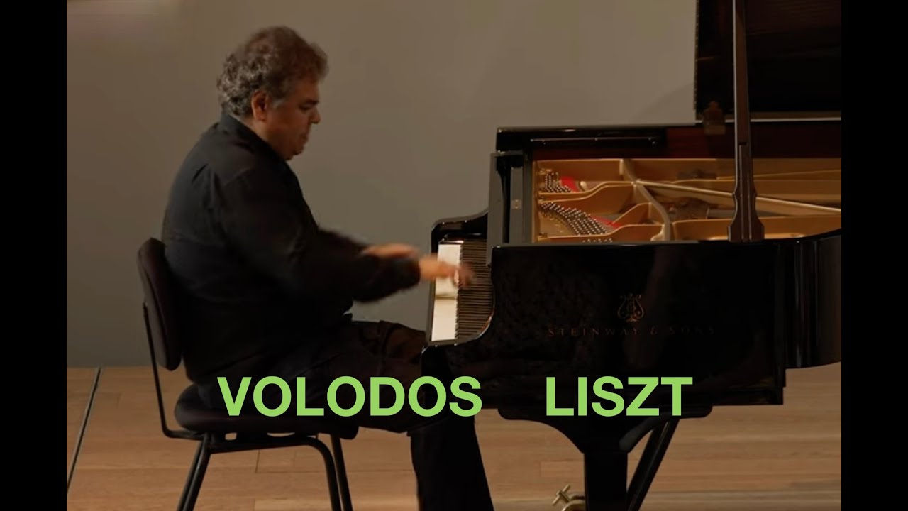 Arcadi Volodos / Liszt -  Hungarian Rhapsody No 13