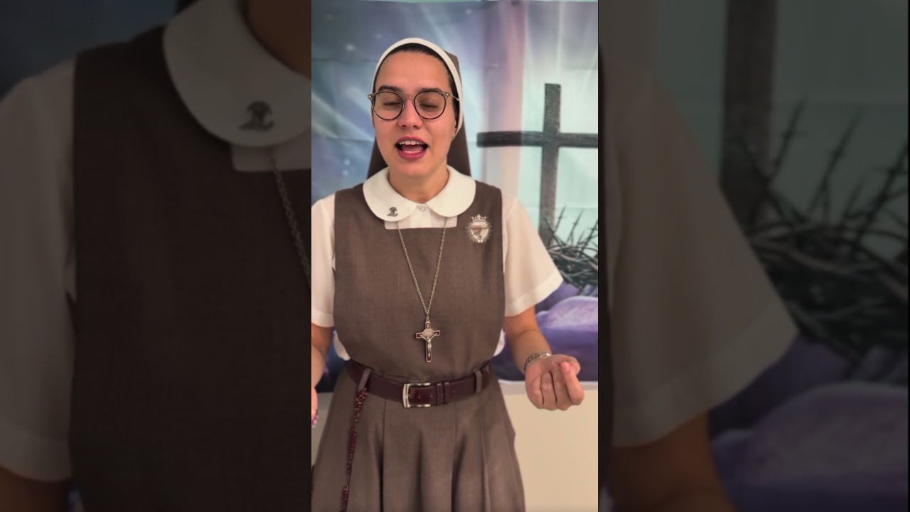 God speaks in the silence | Dios habla en el silencio