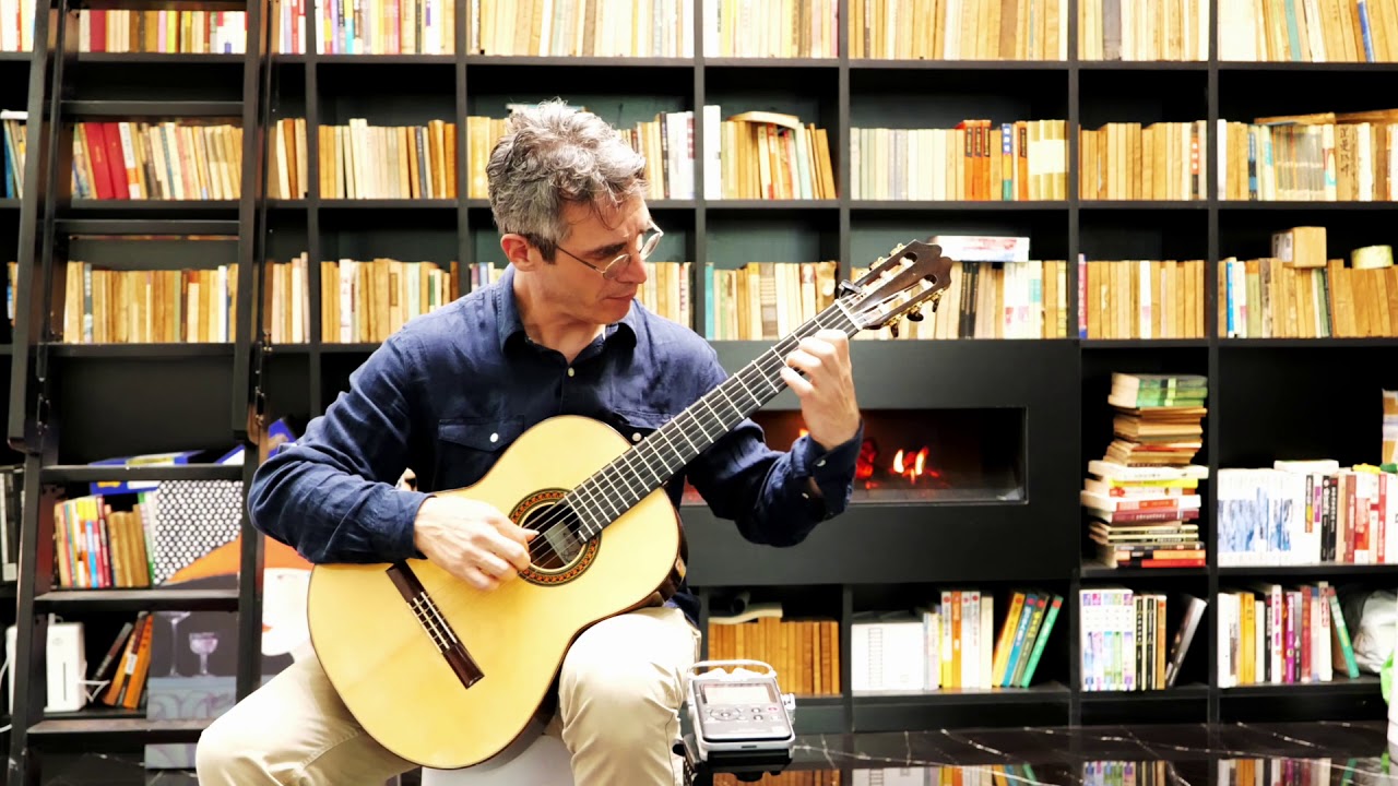 Estrellita (Manuel Ponce) Leonardo Bravo guitar
