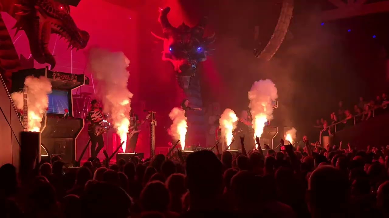 Dragonforce - Through The Fire And Flames (part) (Tivoli Ronda, Utrecht - 6-7-2025)