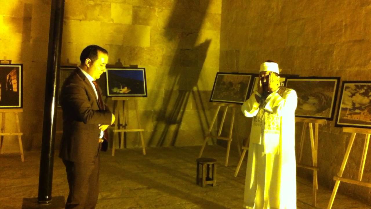 Divriği Ulu Camii ve Daruşşifasında Hafız Remzi ER ile Sivas Ulu Camii Müezzin-Kayyımı Ender ACAR