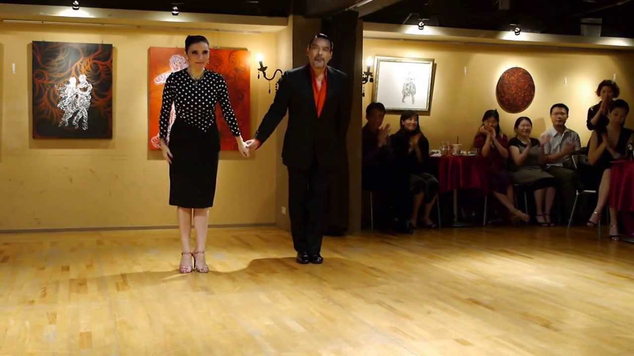 Alejandro Aquino & Natalia Hills 