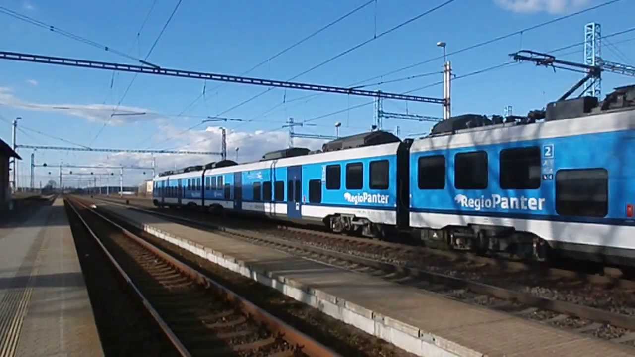 EJ 640.001 RegioPanter | ... jako vlak Os 3726 - zastavení a rozjezd