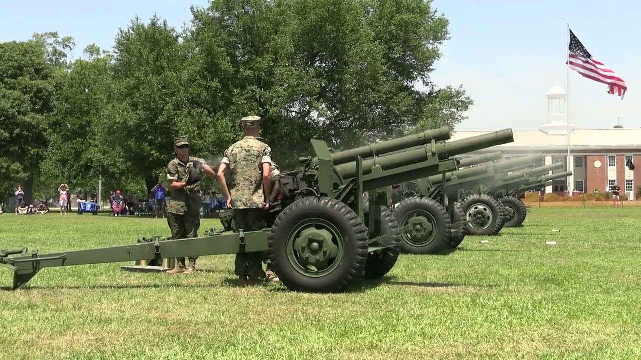 Празднование 250-летия независимости США в Кэмп-Лежене