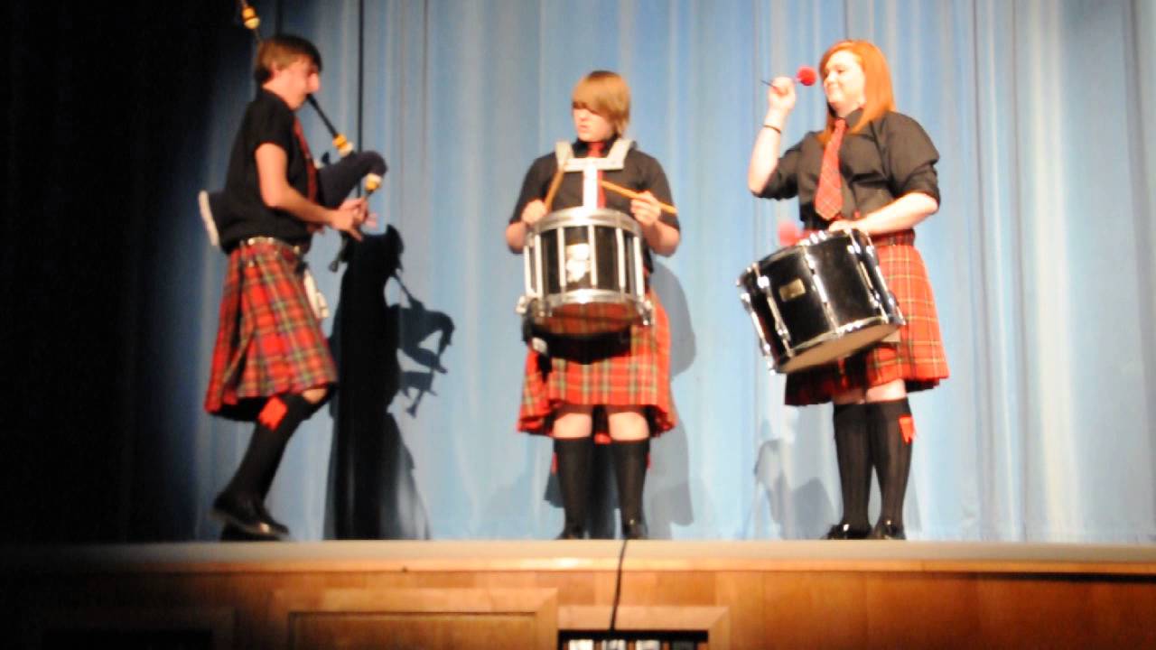 A Boy's Lament For His Dragon - Ben Lomond Bagpipe Corps