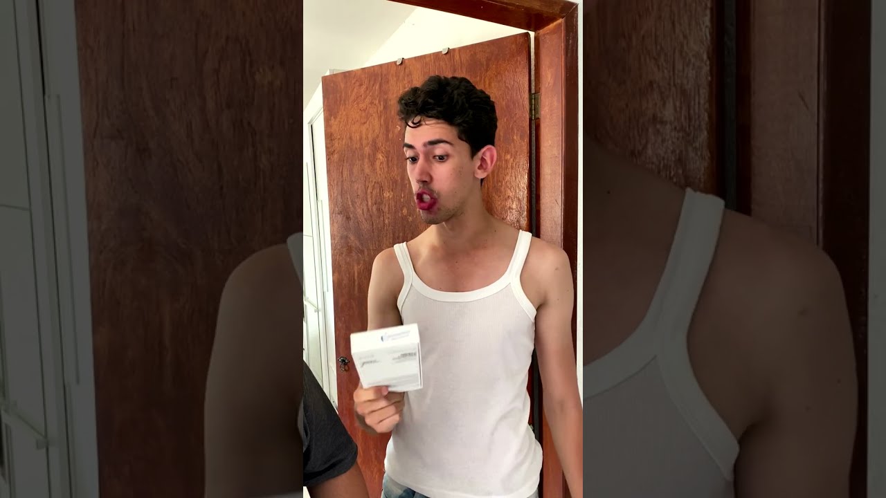 Ele engravidou a esposa do irmão por causa de um iPhone sem saber que era uma armadilha