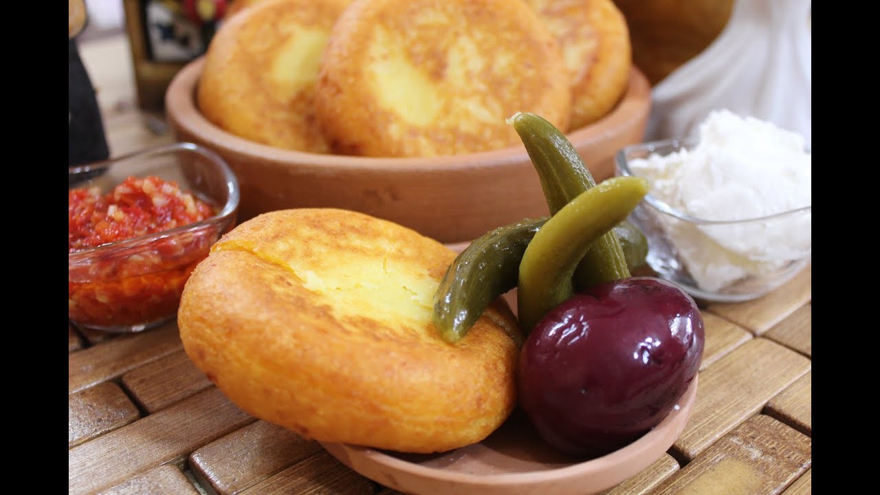 ЧВИШТАРИ грузинские лепешки из кукурузной муки с сыром