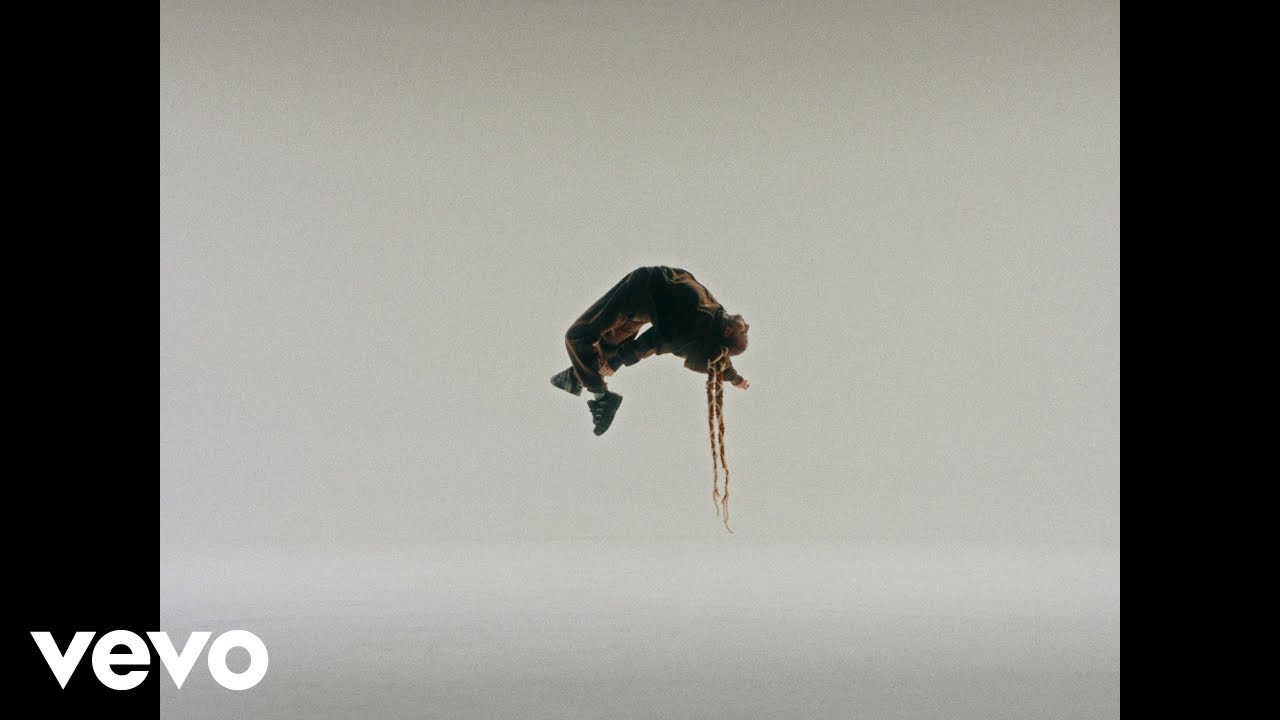 Gigi Malua - Fall