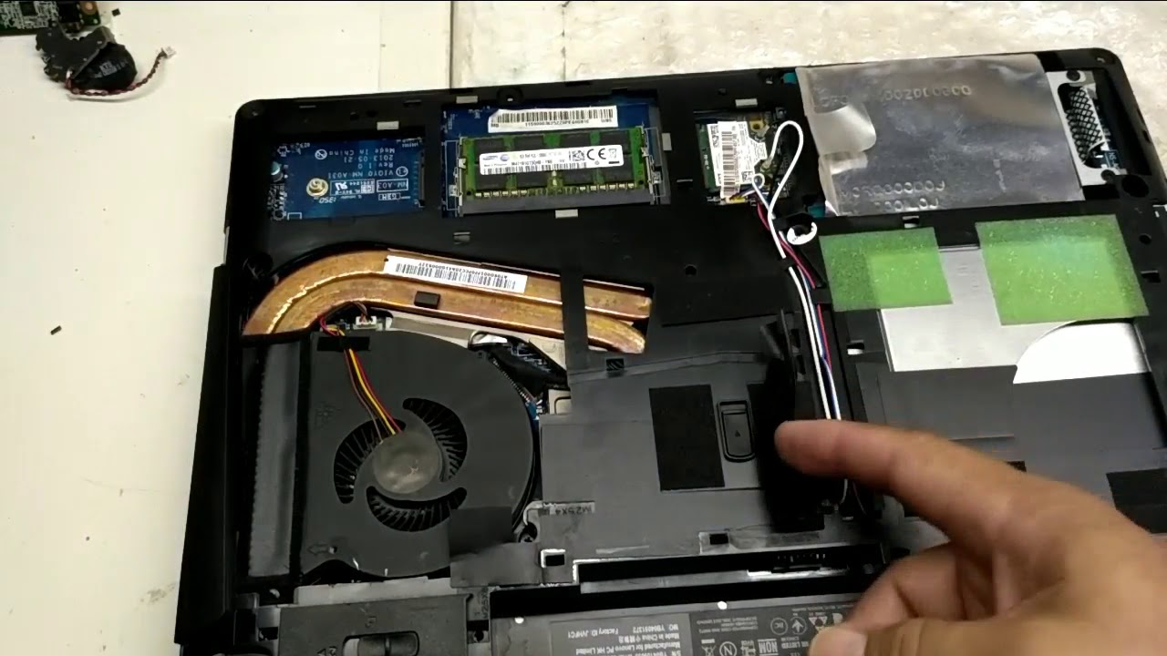 How to disassemble fan processor Lenovo Y410P laptop
