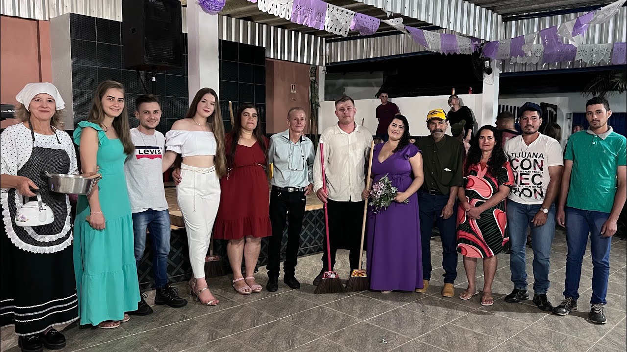 Preparativos de um casamento pomerano-Parte 2 de 2-Vinicius Velmer e Daiana Tomé de Faria-18/08/2023