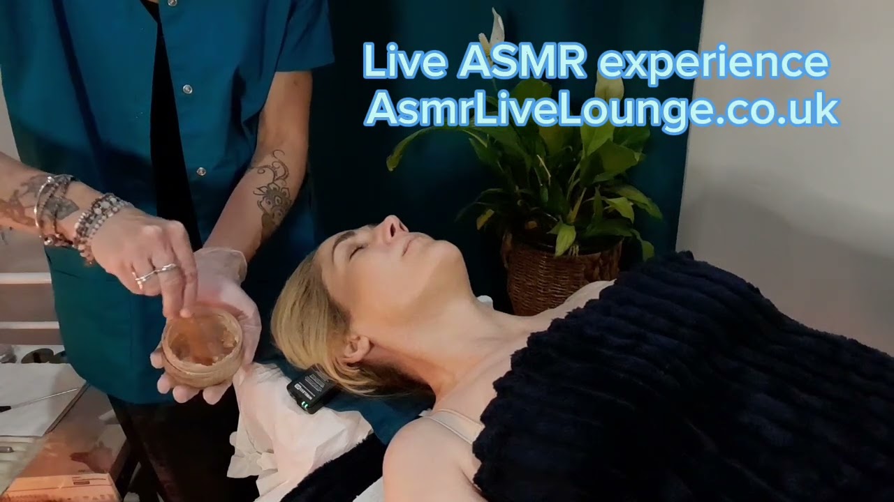 Welcome Zoe (Zoe.ASMR.mau) for her, in-person, LIVE ASMR experience @ASMRLiveLounge