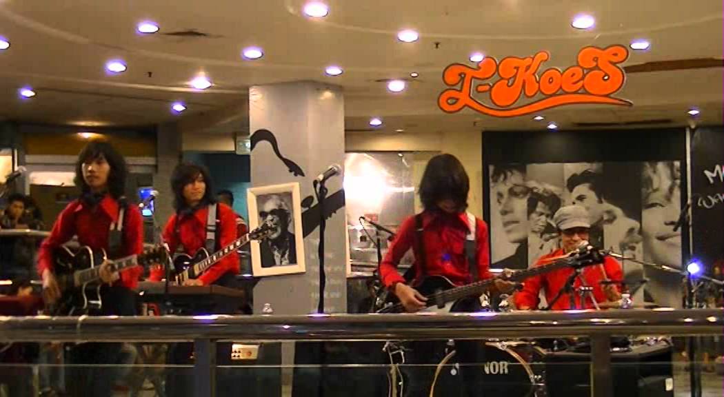 T-Koes Band @Plaza Blok M 