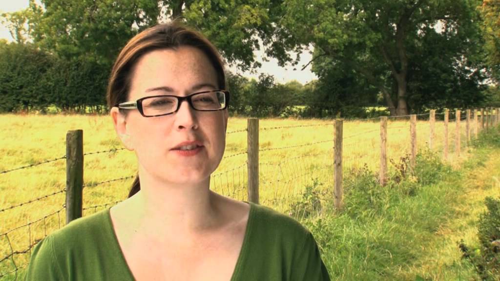 What is People's Trust for Endangered Species (PTES)?