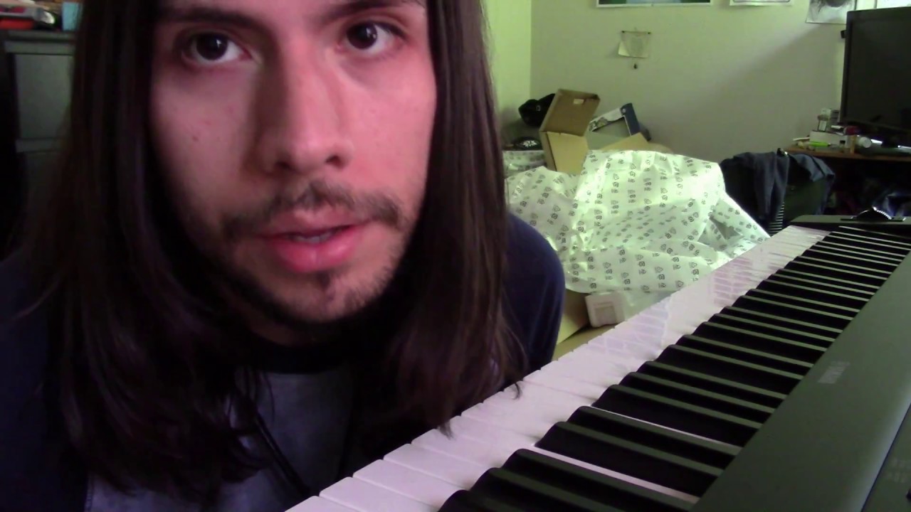 Unboxing and Playing a Yamaha DGX-660