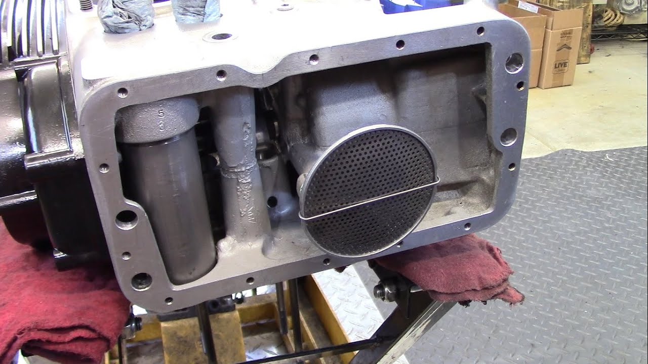 1983 BMW R80ST Replace Oil Pan & Oil Pump Suction Flange Gaskets