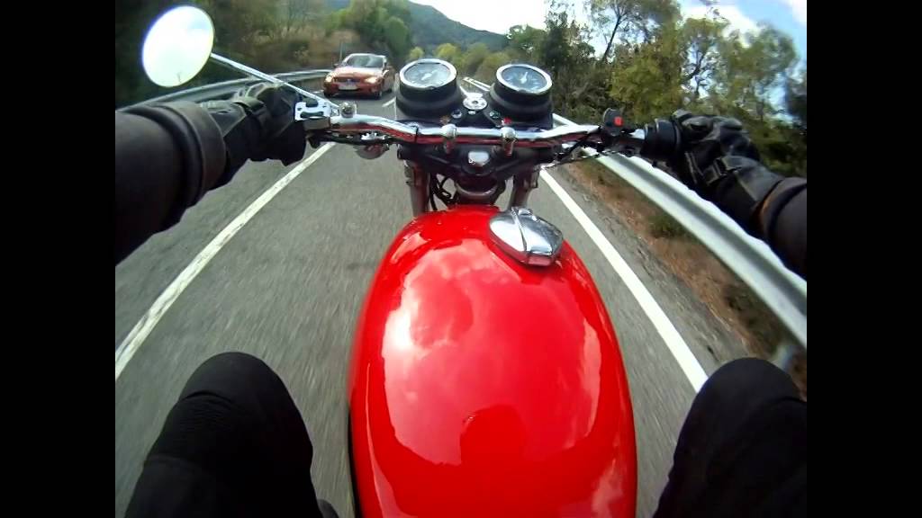 Down the mountain with a '75 Moto Morini Strada