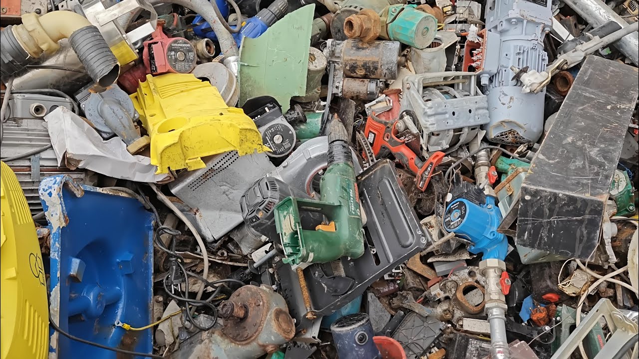 Top 10  Super Finds at Scrap Metal # 296  I'M IN SHOCK ,recycling 