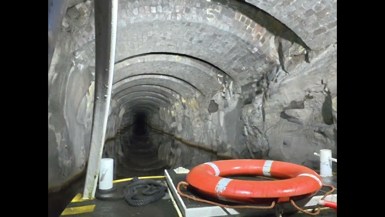 Trip through Standedge Tunnel on Pennine Pride