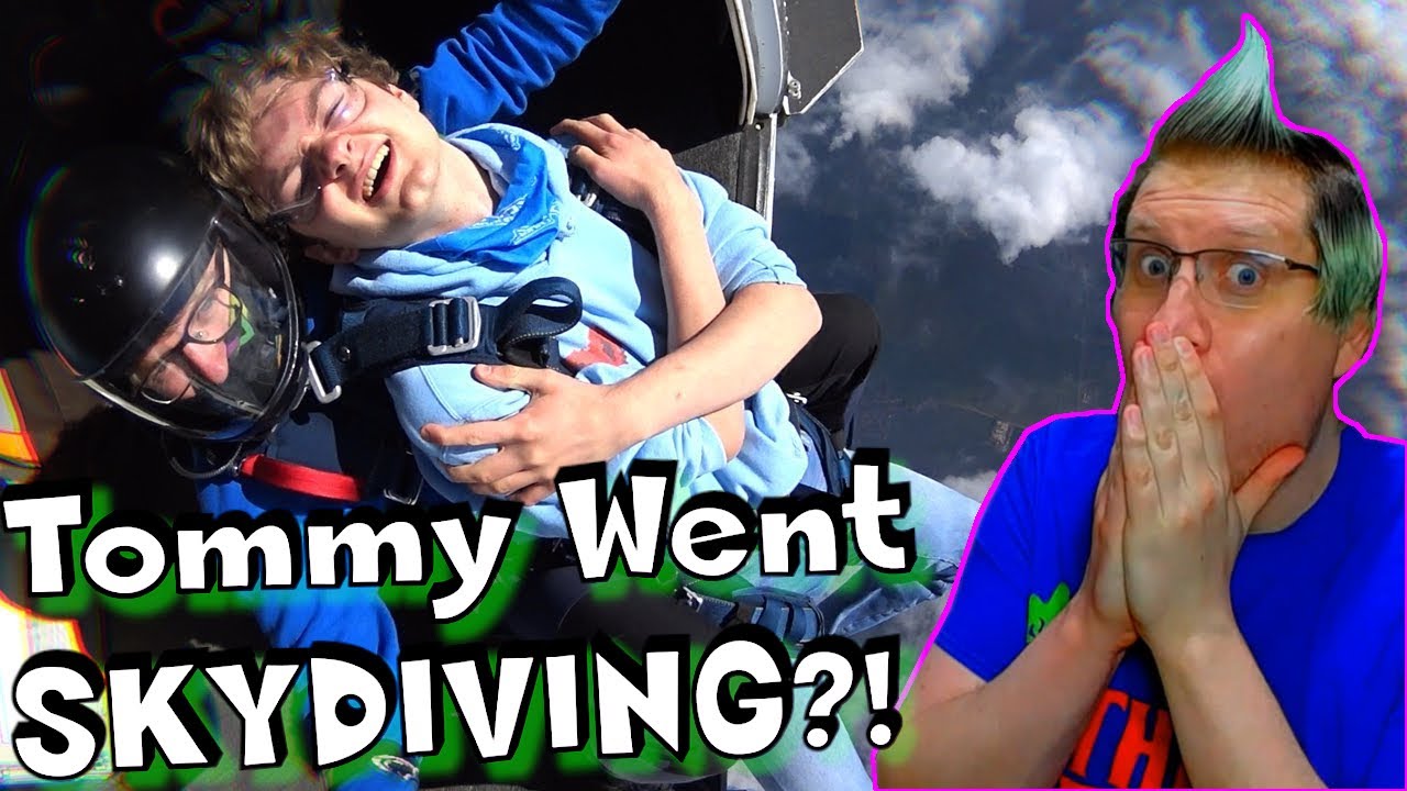 TommyInnit Pushed Tubbo Out Of A Plane Reaction! Tommy Vlogs Get Wild...