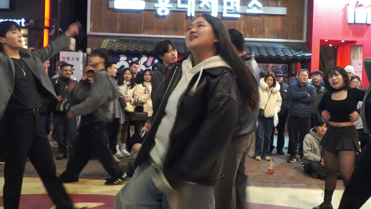 260307 비아워 크루 (BEOUR_CREW) 단체 공연 + 고정캠 영상 27 (곡명모름)