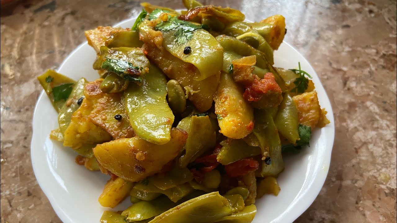 Nepali style सिमी र आलुको तरकारी हजुरहरु पनि यसरी नै बनाउनुहोला॥#mero_kitchen 