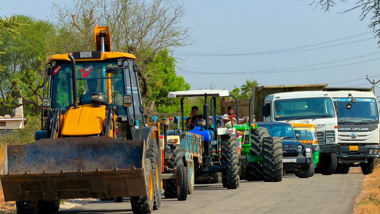 Jcb 3dx loading Mud in TATA Tippers Tractors Swaraj 855 Fe New Holland 3630 4x4 Tractor Thar Truck