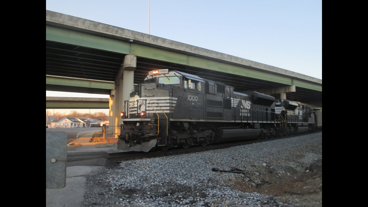 NS 1000 leads NS 737 with all NS SD70ACes through Huntsville, AL! (B&A)