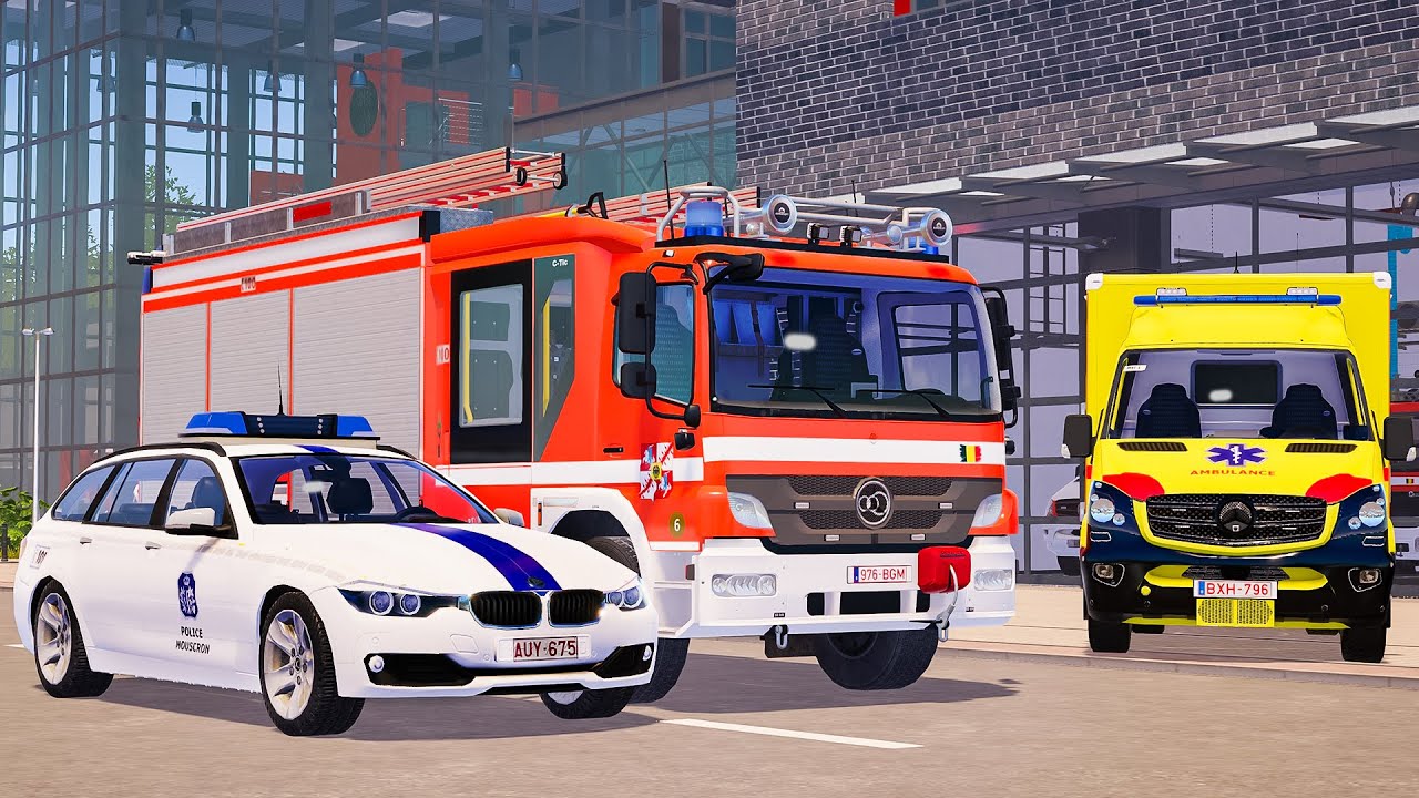 Emergency Call 112 - Belgian Vintage Police and Ambulance Rapid on Night Shift! 4K