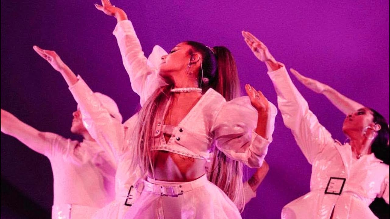 ARIANA GRANDE AND VICTORIA MONET - MONOPOLY (MONTREAL LIVE 2019, SWEETENER WORLD TOUR CANADA)