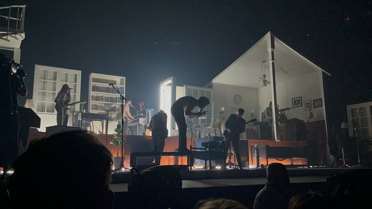 About You Live - The 1975 11/09/22 Camden NJ