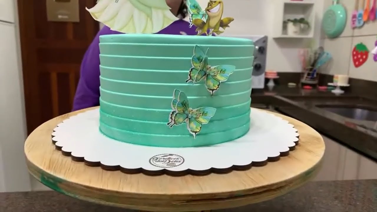 BOLO DECORADO PRINCESA TIANA - AULA DE CONFEITARIA