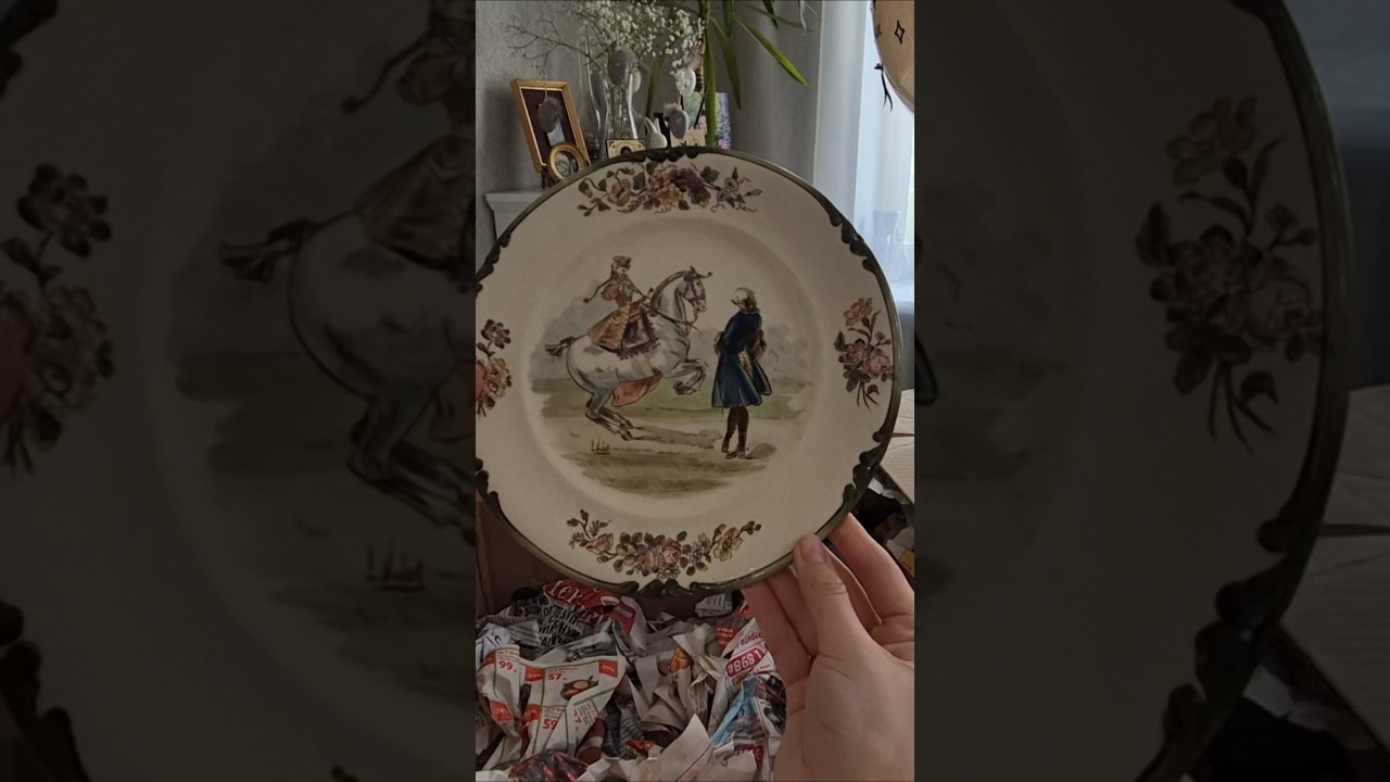 Прекрасная тарелка Longchamp эпохи Роберта Шарбоннье. Клеймо периода 1905-1912 год. #антиквариат