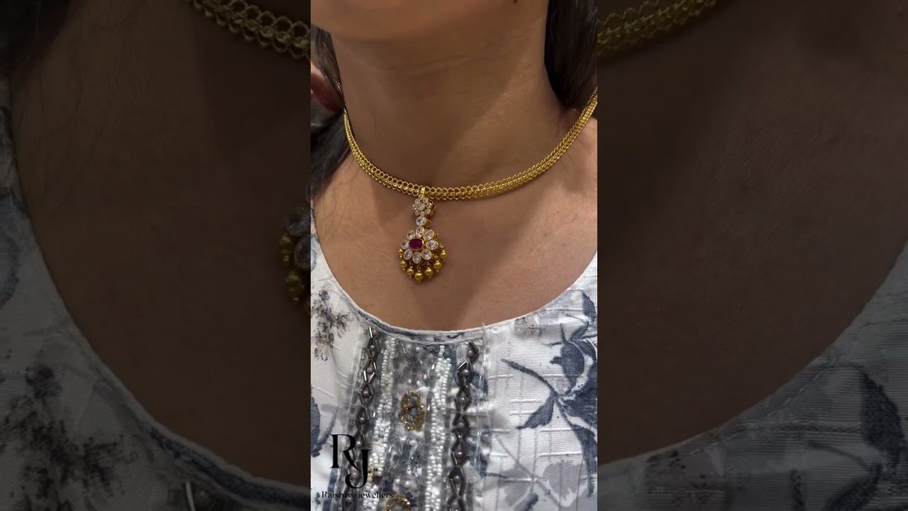 very beautiful and lightweight gold 2 in 1 pendant padaka necklace designs and jewellery collection