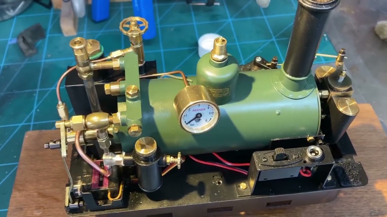 Regner Paul tram loco with heat shield and secondary air hole