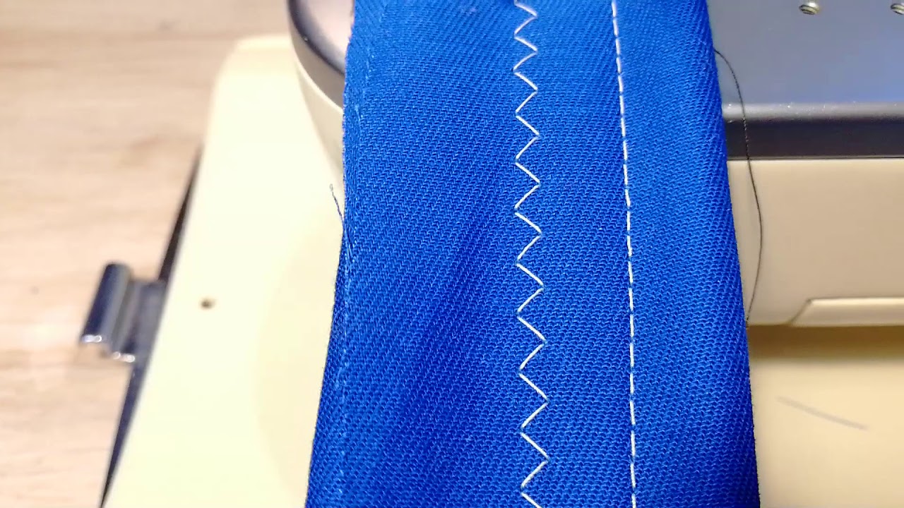 Necchi Lycia 522 zig zag sewing machine