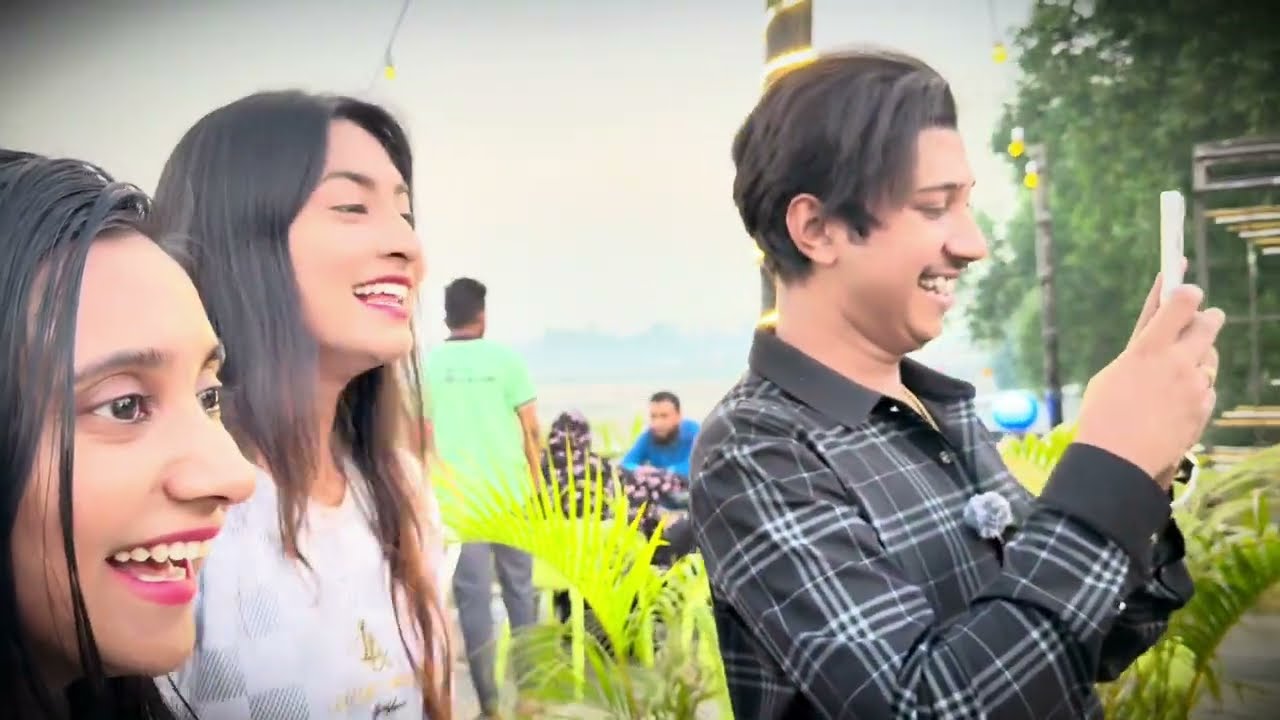 পুরো পরিবারের সবাইকে নিয়ে কোথায় ঘুরতে গেলাম