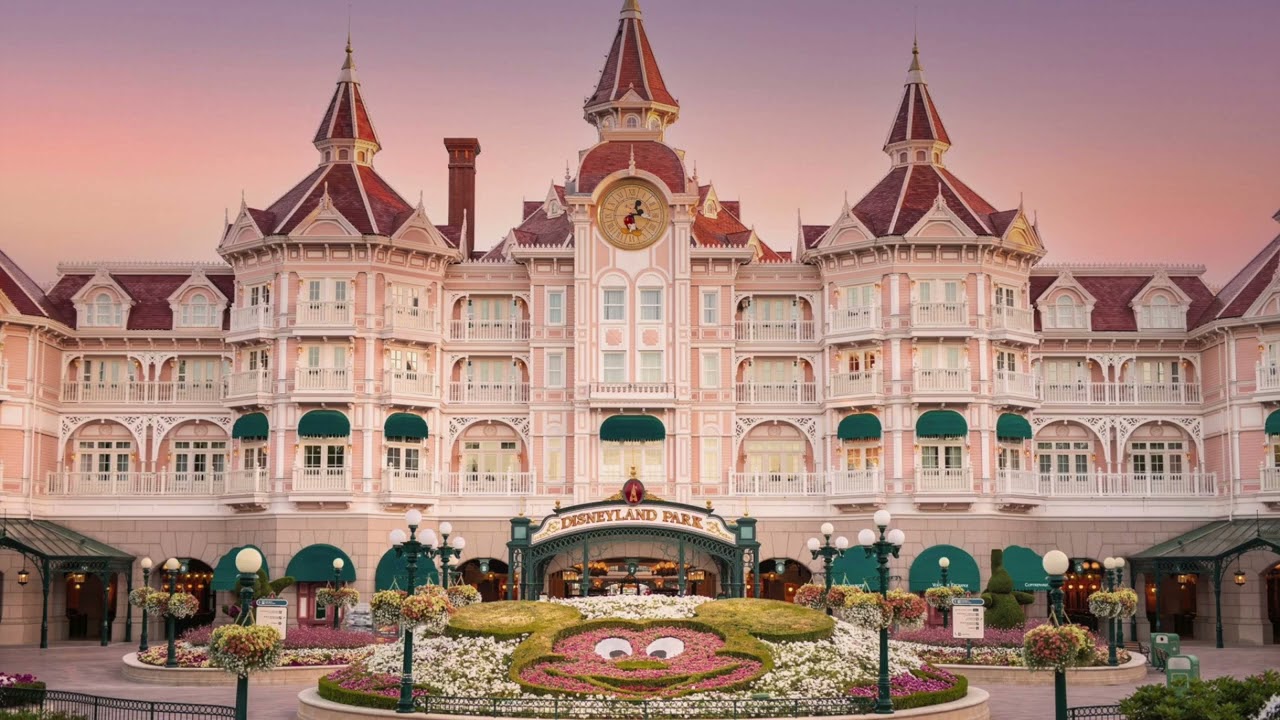 Disneyland Hotel 1992  - 2020 Full Music Loop  Disneyland Paris