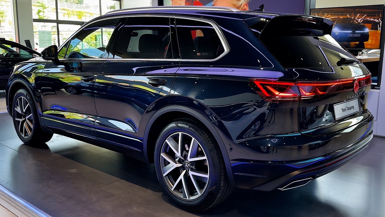 2025 Volkswagen Touareg - Exterior and interior details